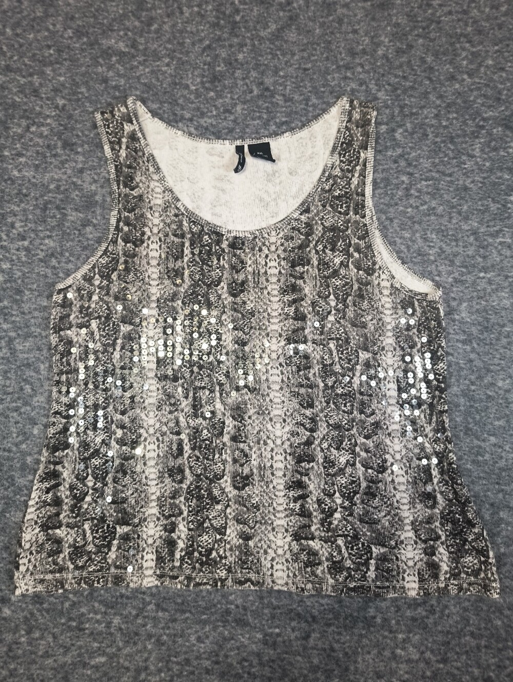 🔥BOGO Free🔥New Directions sequin snakeskin pattern top, women's petite XL